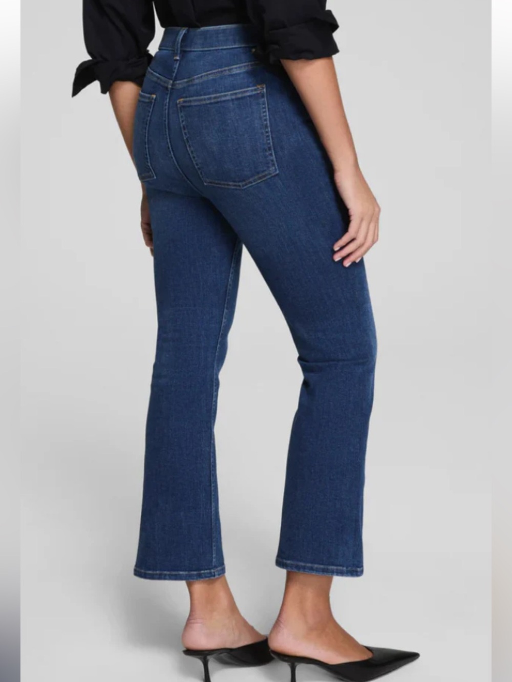 SPANX Blue Cropped Ankle Jeans - Picture 3 of 9